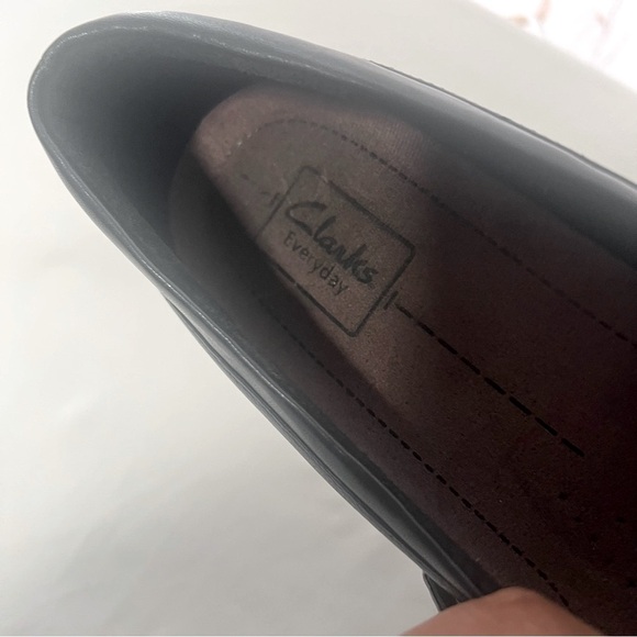 Clarks Collection Women’s NAVY Size 9M Mary Jane Heels Active Air Everyday - Picture 4 of 10